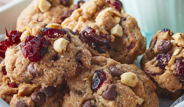 Consiente a tus personas favoritas con estas deliciosas galletas de avena y cacahuate