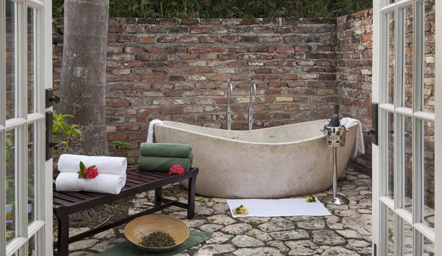Disfruta de una escapada saludable en los centros de retiro acuáticos de Jamaica