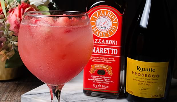 Riunite Blushed Prosecco es el coctel perfecto para las fiestas de fin de año