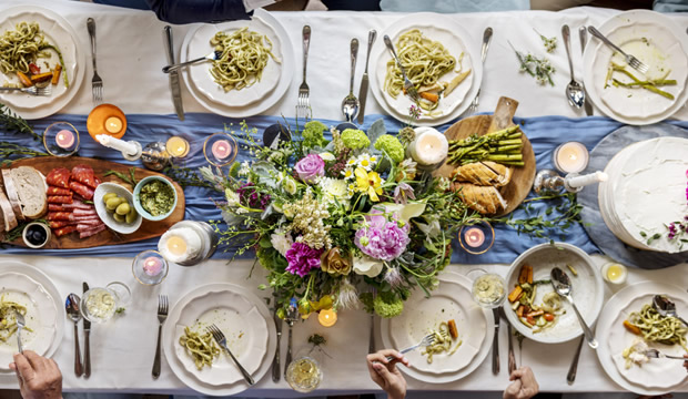 Cómo contar tu historia de amor a través del banquete de bodas