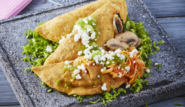 Receta de quesadillas de champiñones y tinga de pollo