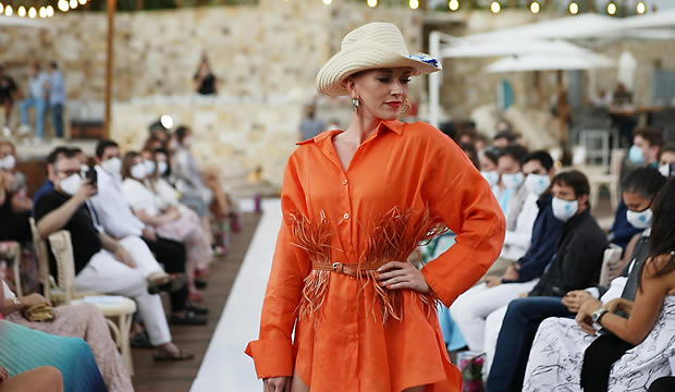 Todo un éxito el Cabo Chic AMA Designs by Sonia Falcone a beneficio del medio ambiente