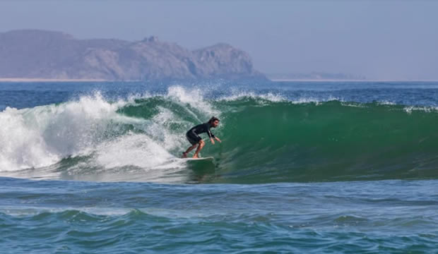 Vámonos a surfear a Todos Santos, en Baja California