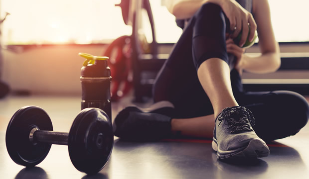 ¿Cómo puedes asegurarte de comenzar un entrenamiento con mucha energía disponible?