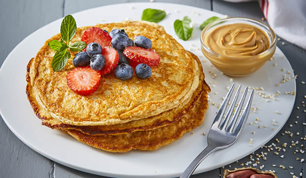 Hot cakes de amaranto y cacahuate, la mejor opción para un delicioso desayuno de fin de semana