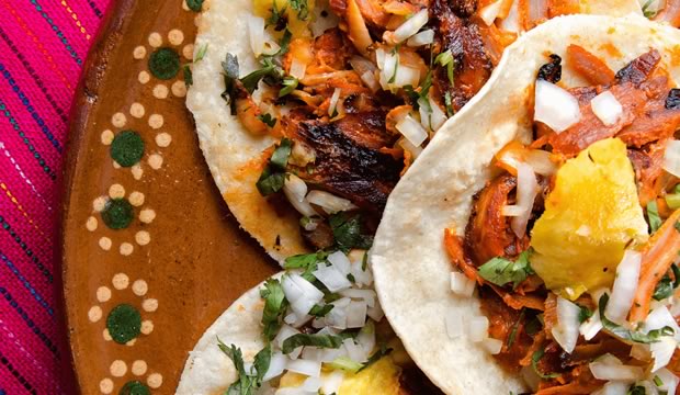 Sorprende a tu familia en la cena de Nochebuena con esta receta de tacos al pastor