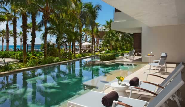 El romance y la relajación se disfrutan más en Secrets Riviera Cancun Resort & Spa