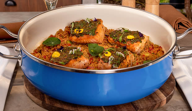 Prepara un rico salmón con ensalada cuscús