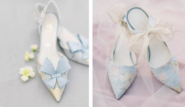 Zapatos de novia en color azul con el encanto de la época de la Regencia