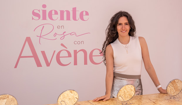 Avène presentó su iniciativa Siente en Rosa Avène, en el marco del mes del cáncer de mama