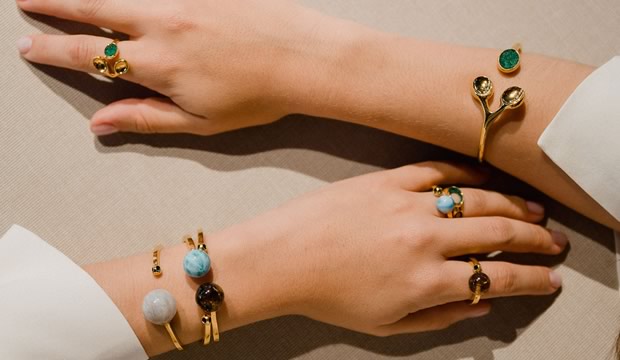 Monica Varela, la diseñadora dominicana de joyas que fusiona la tradición con el diseño
