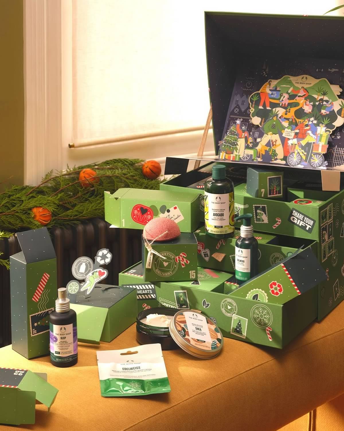 The Body Shop presenta en Guadalajara su colección de regalos con propósito para esta Navidad 2022
