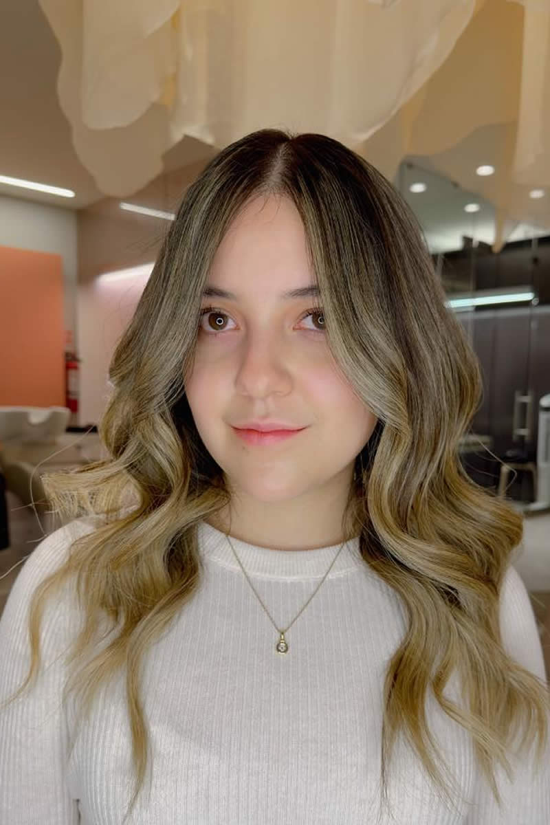 Tendencias de peinado y maquillaje para novias