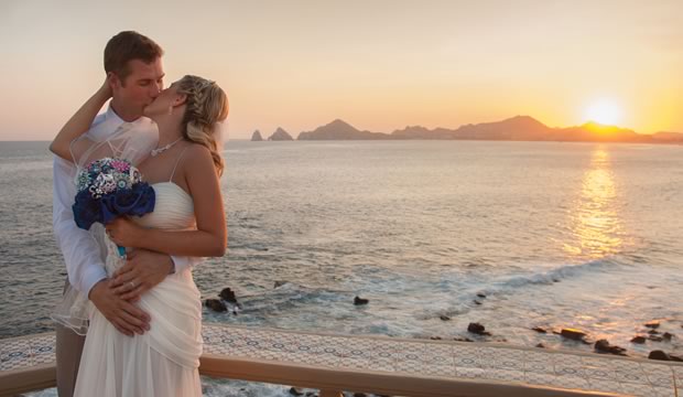 “Felices para siempre”, una historia de amor que se escribe en Los Cabos
