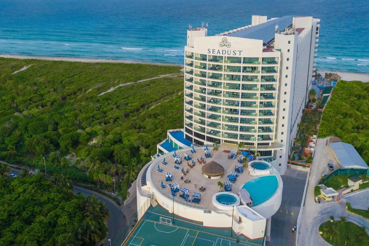 Seadust Cancun Family Resort