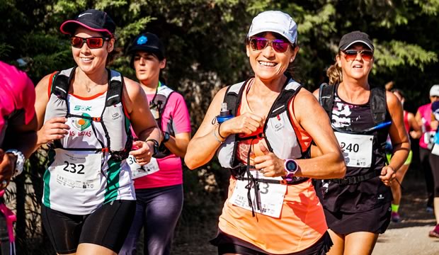 Cuatro sencillos tips para recuperarte con éxito (y sin dolor) después de correr tu primer maratón