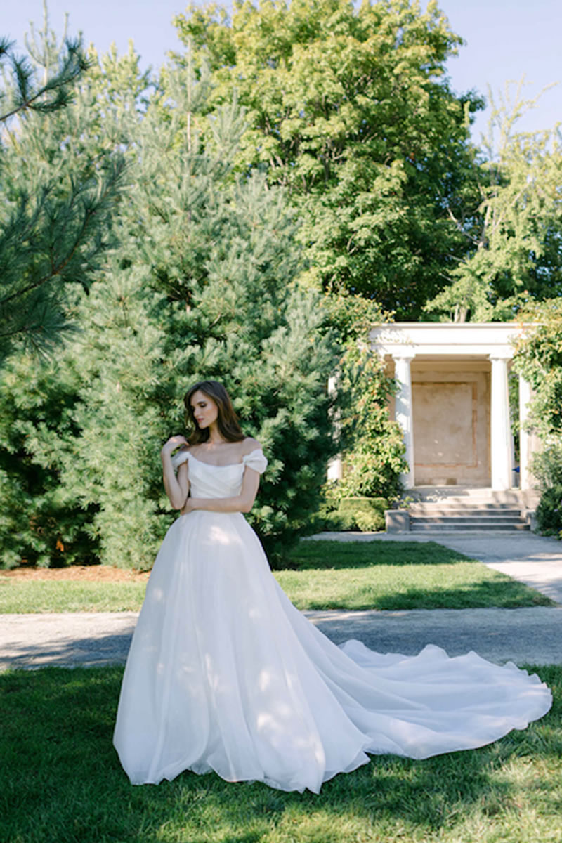 Verdin Bridal colección novias Primavera 2023