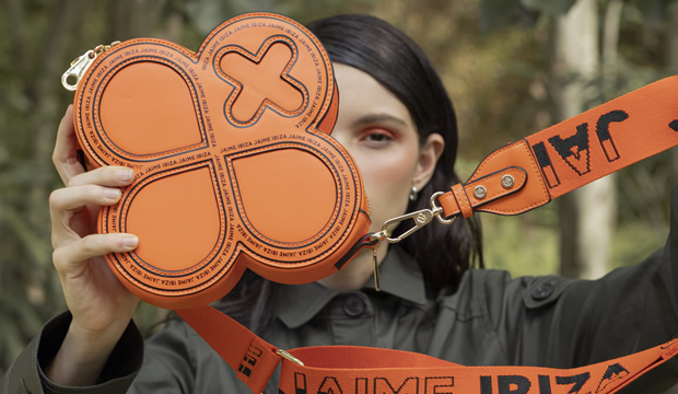 Vive y suma con la nueva colección de bolsos de Jaime Ibiza