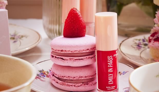 Descubre una experiencia ‘très chic’ con la nueva colaboración Emily in Paris por Todomoda Beauty