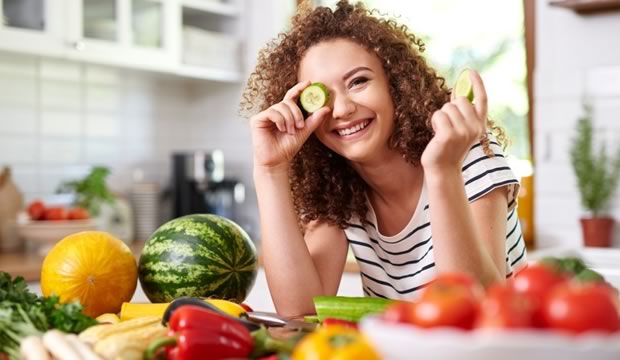 Antes de tu boda, asegúrate no solo de lucir radiante sino de cuidar tu salud y alimentación para sentirte bien por dentro