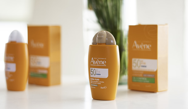 Protege tu piel del sol y la luz azul con Avène y el nuevo Ultra Fluid Oil Control