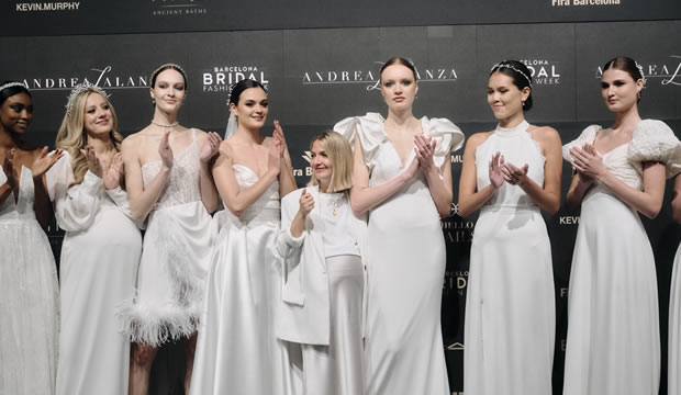 Andrea Lalanza colección novias 2025