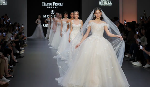 Globlal Bridal House colección novias 2025