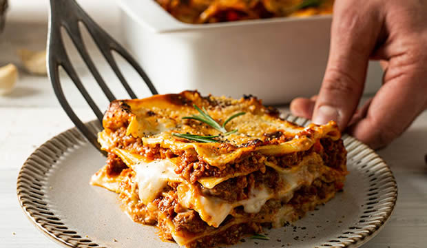 Dos recetas de lasaña que te harán quedar como todo un experto