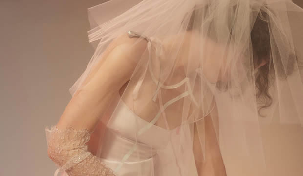 Honor colección novias Primavera 2025