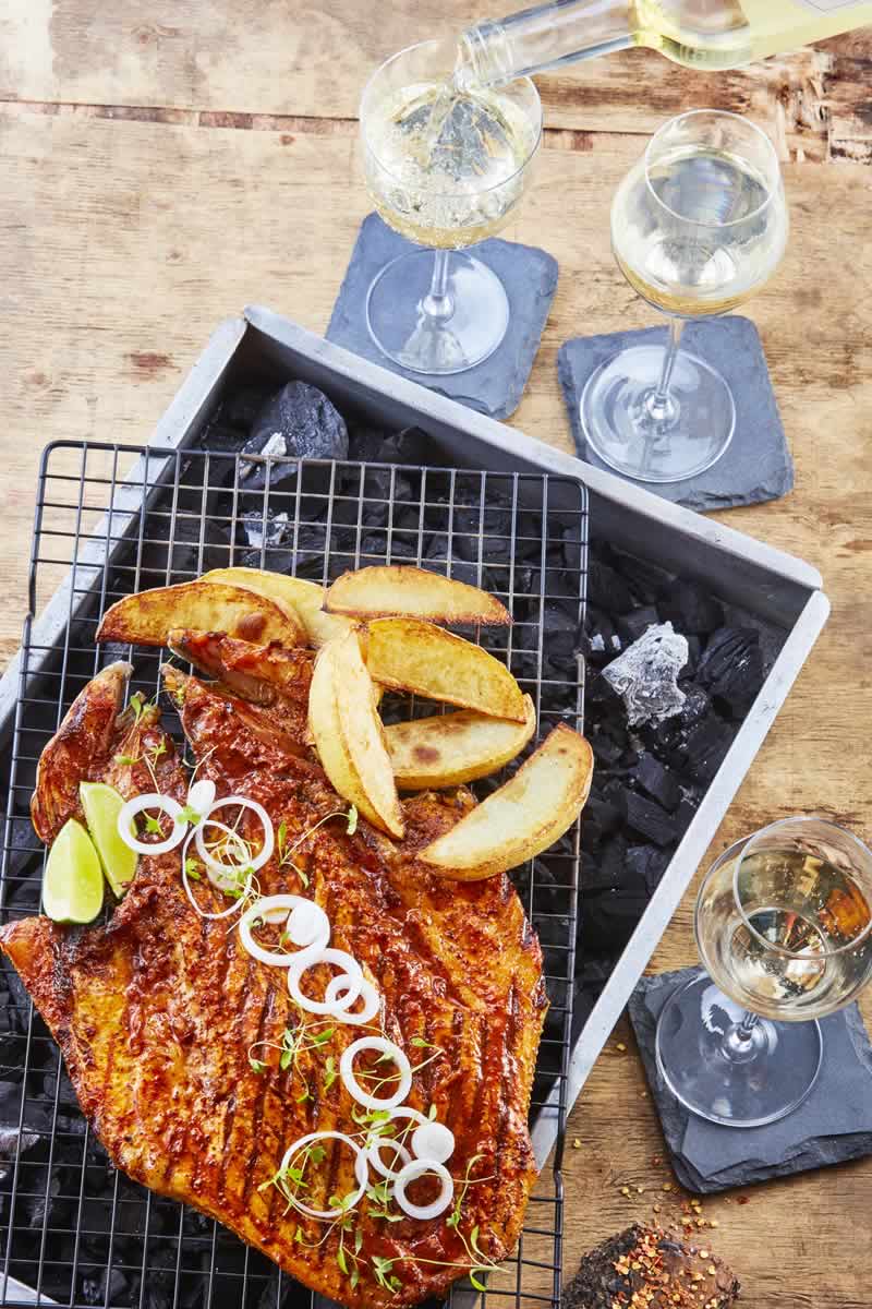 Aprende a preparar este delicioso pescado a la talla con maridaje Rioja