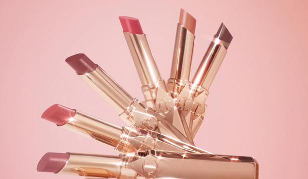 Labios de impacto en tres versiones con el nuevo Pillow Talk Blush Balm Lip Tint de Charlotte Tilbury