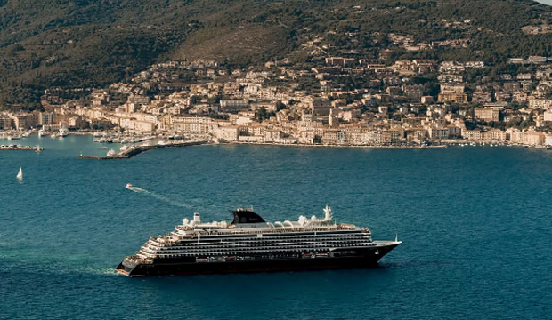 Explora III redefine la excelencia epicúrea en el mar con nuevos conceptos culinarios, descubrimiento de vinos de clase mundial y experiencias de estilo de vida elevadas