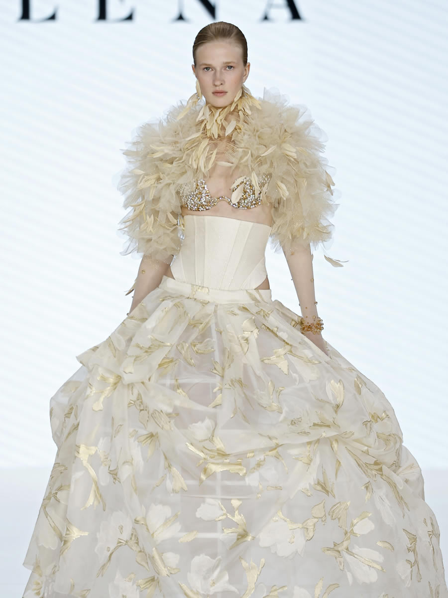  Helena colección novias 2027