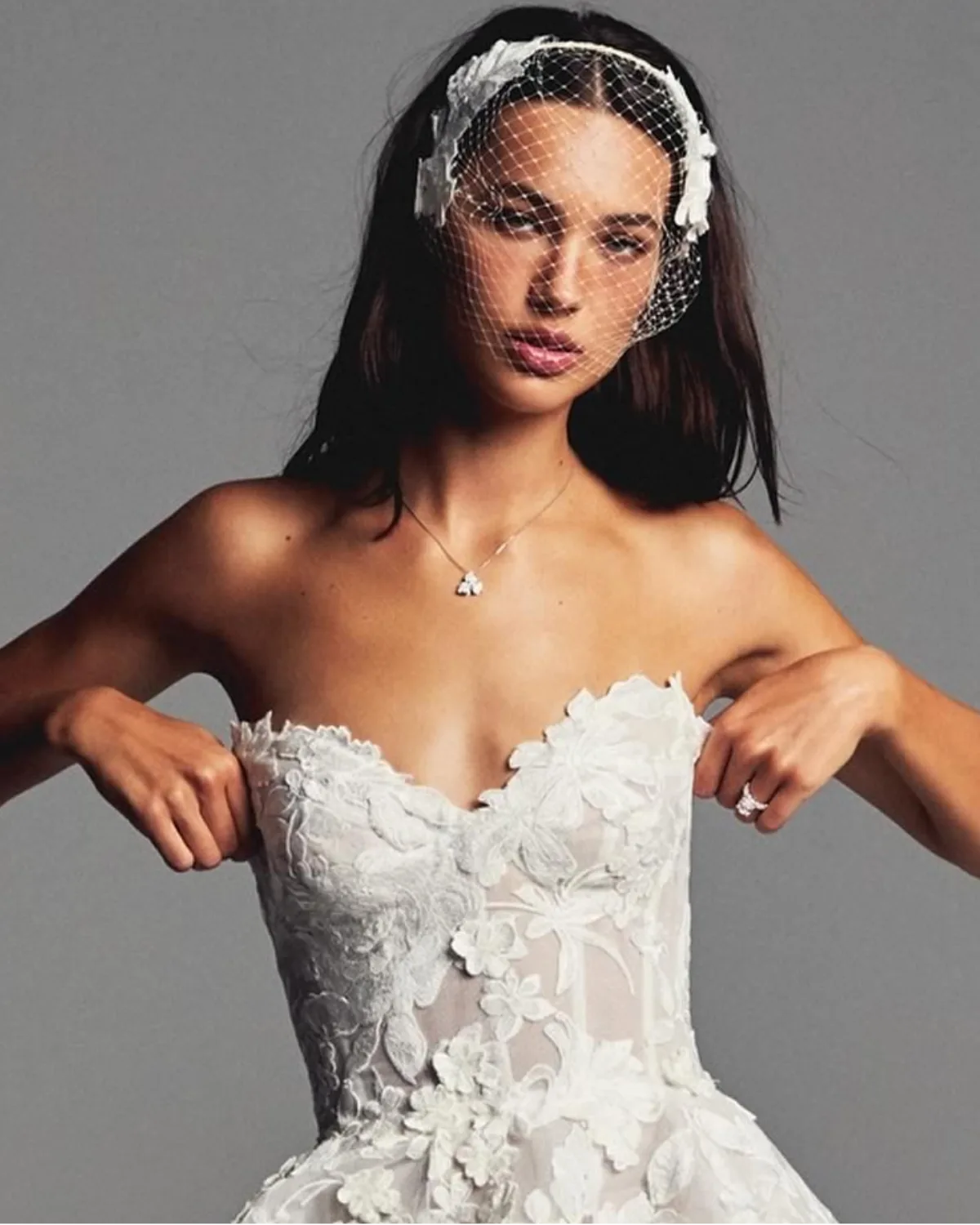 Monique Lhuillier colección novias Primavera 2027