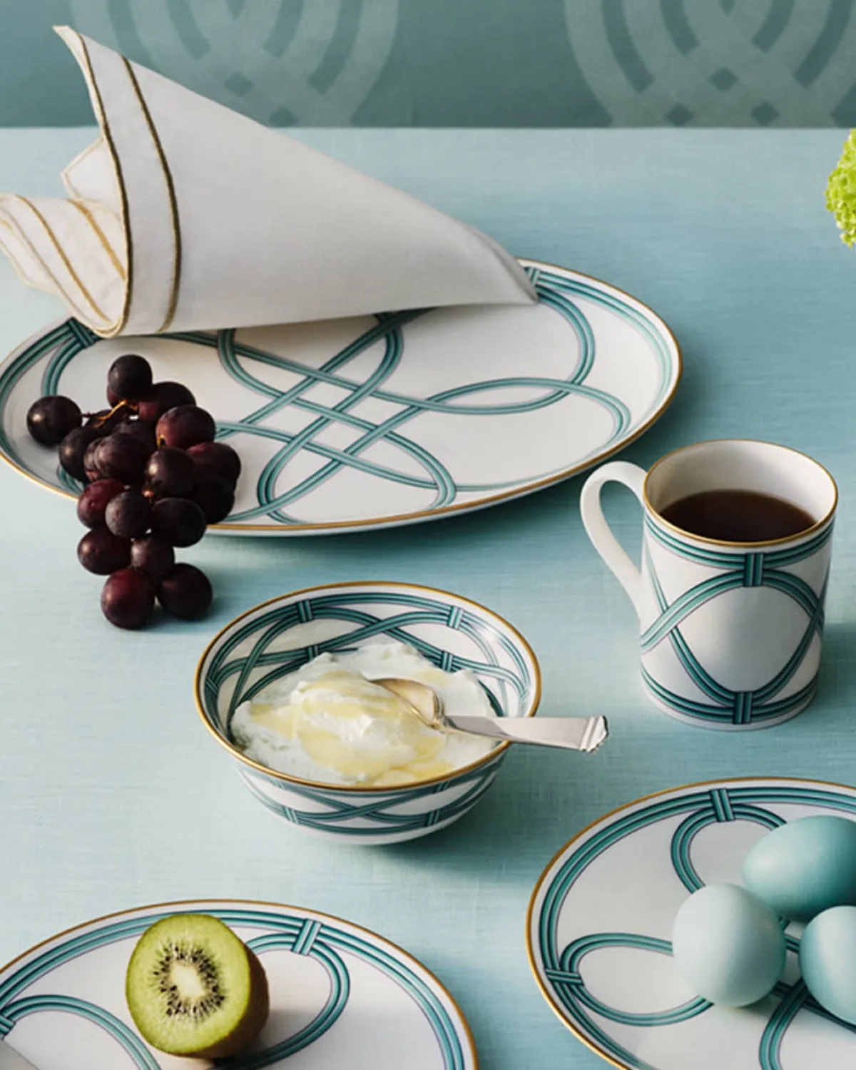 Tiffany & Co. presenta su más reciente colección para el hogar “Tiffany Blue Link”, una celebración de la conexión y la alegría