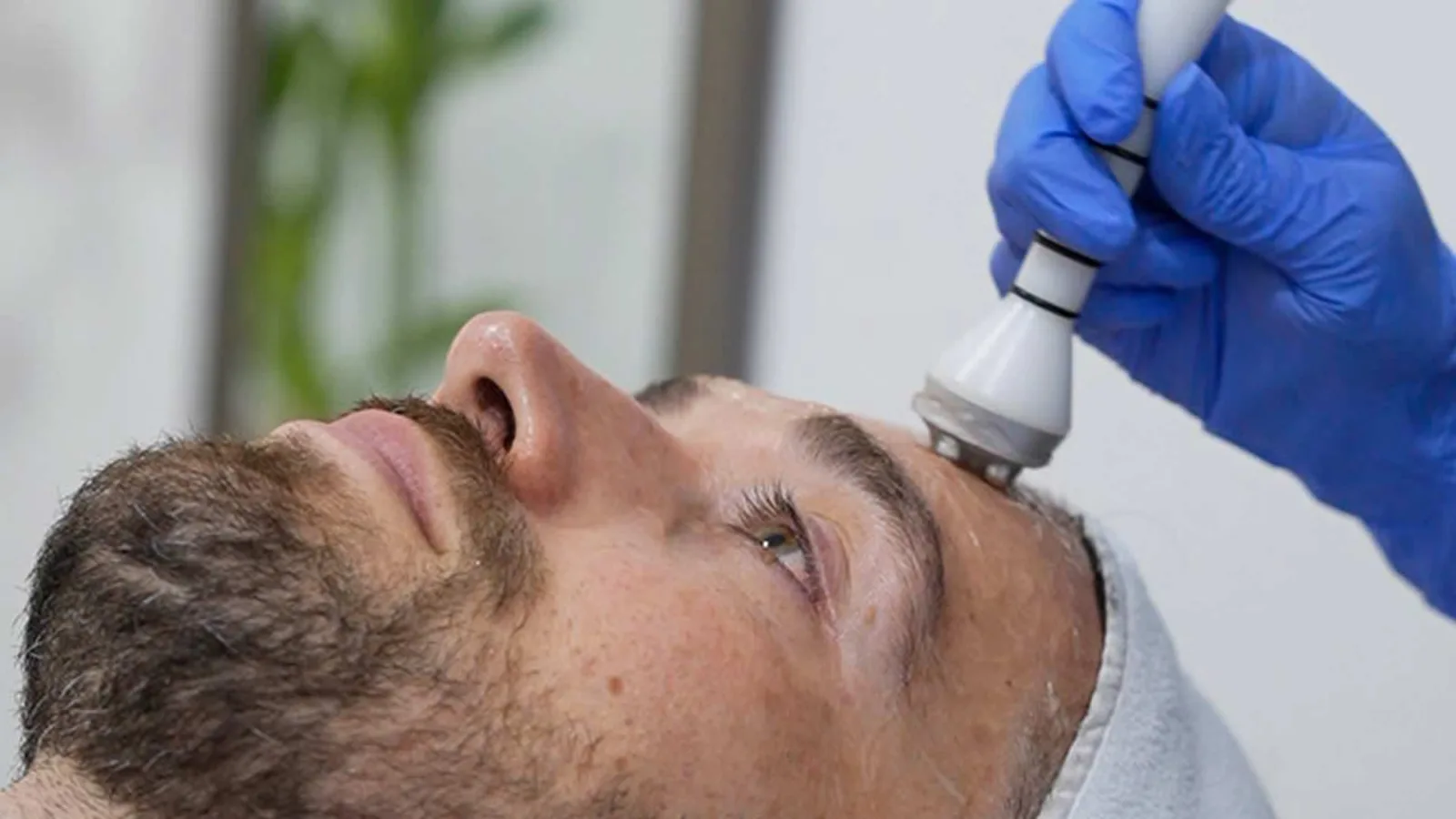 KIOO Hombres: medicina estética discreta para verse bien sin dejar de verse como ellos mismos