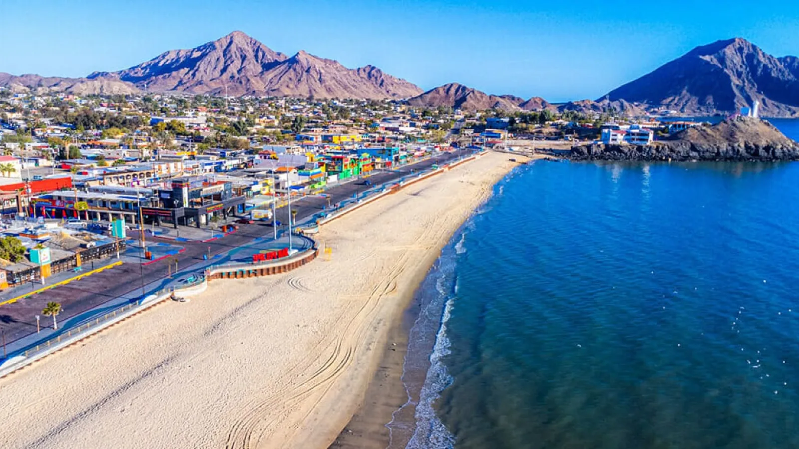 San Felipe: donde el mar pone la ruta y el desierto la aventura