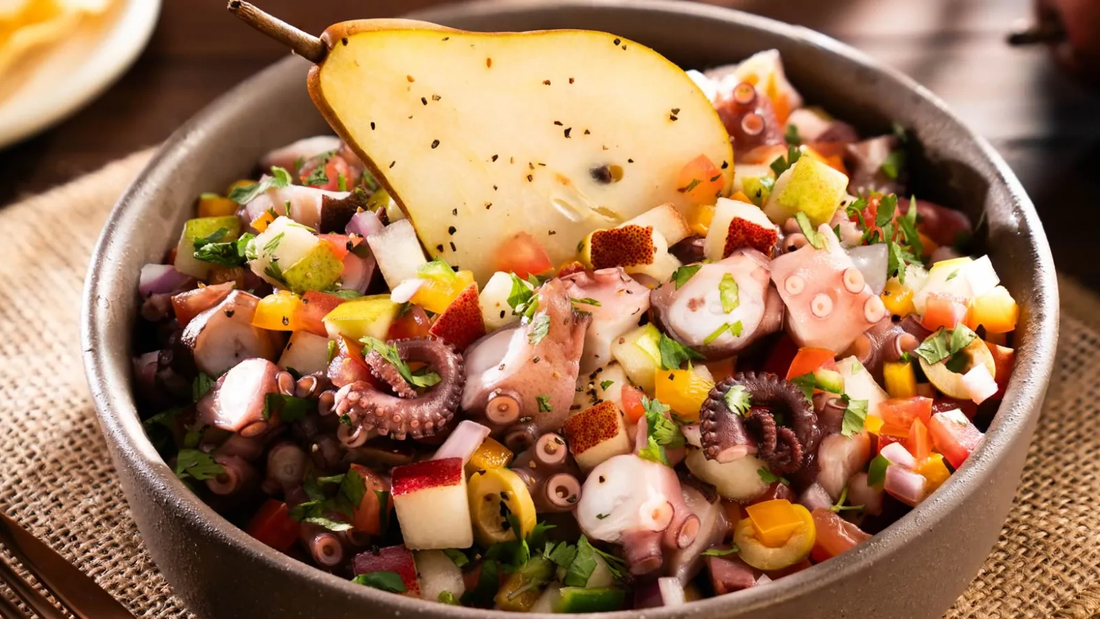 Salpicón fresco de pera y pulpo