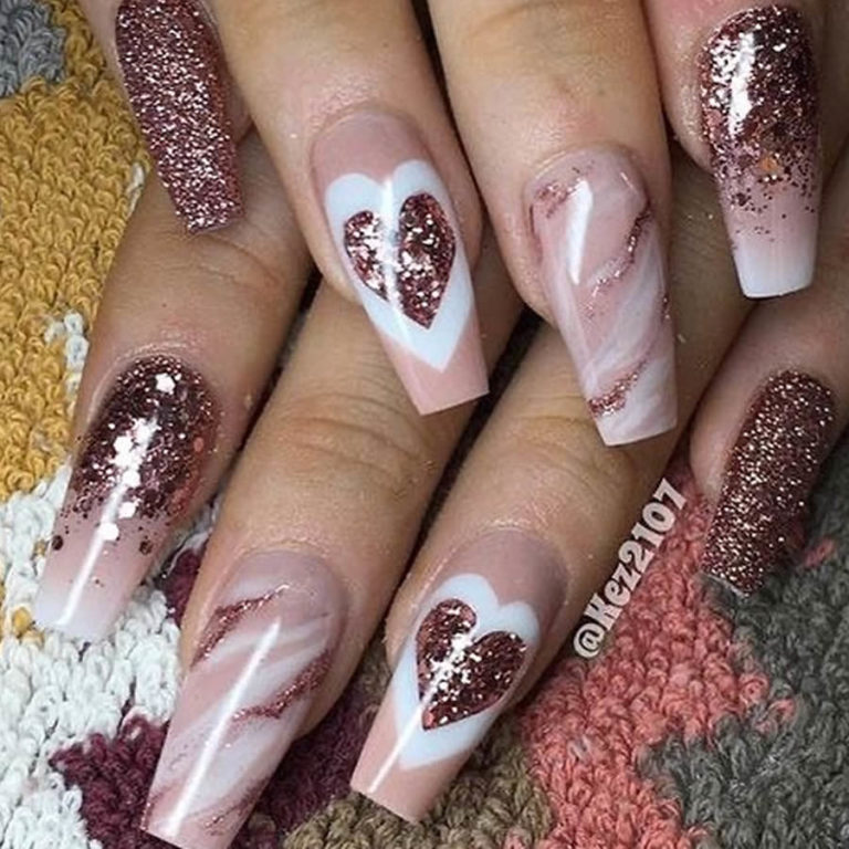 Diseño de uñas para San Valentín Fiancee Bodas