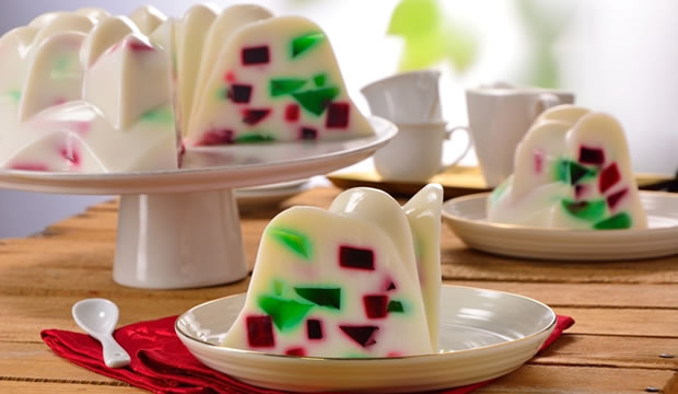 La más deliciosa receta de gelatina mosaico tricolor ¡está aquí! : Fiancee  Bodas