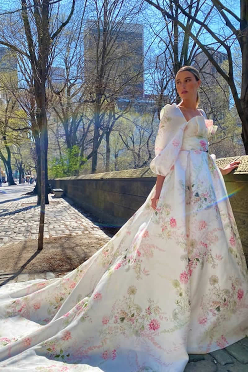 Vestidos con estampados florales, tendencia nupcial que arrasará en 2022 : Fiancee Bodas