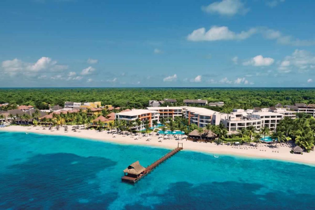 Cásate en una bonita boda de playa en Secrets Aura Cozumel : Fiancee Bodas