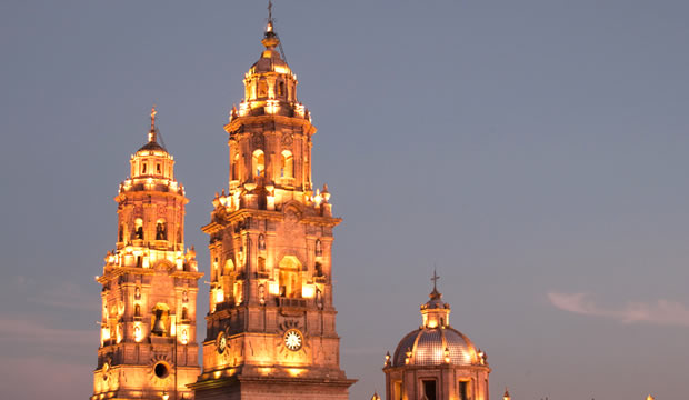 ya-dale-el-si-a-tu-amorcito-michoacan-tiene-todo-para-una-boda-de-ensueno