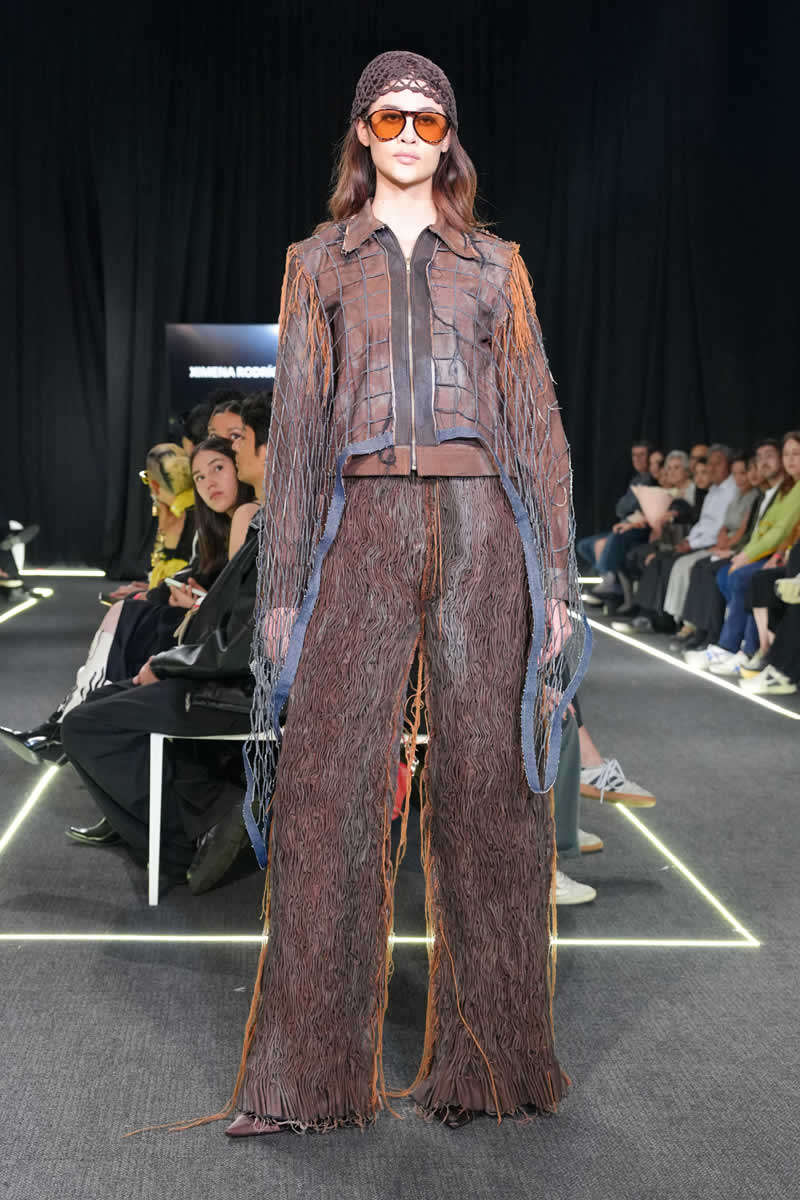 desfile-de-egresados-de-centro-2025-nuevas-voces-que-transforman-la-moda-desde-lo-personal-lo-colectivo-y-lo-textil