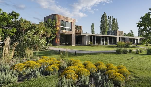 vino-y-el-bienestar-una-escapada-de-lujo-entre-vinedos-de-malbec