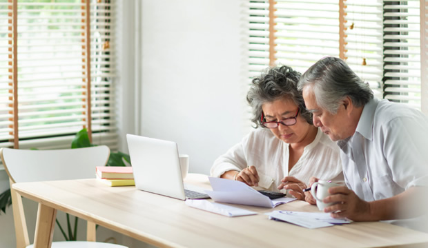 cinco-razones-contundentes-para-dar-el-primer-paso-y-dejar-de-posponer-tu-testamento-sin-importar-tu-edad-o-estado-de-salud