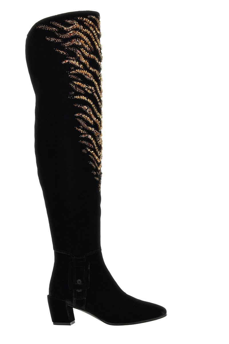 roger-vivier-presenta-choc-larchitecture-de-la-seduction