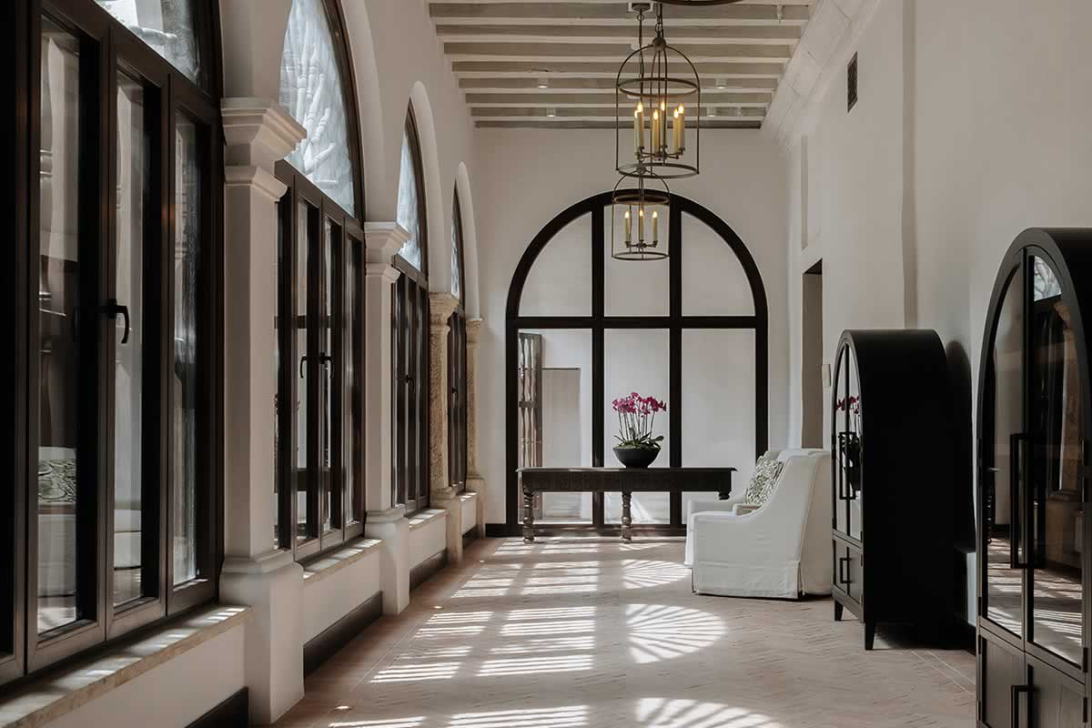 four-seasons-hotel-and-residences-cartagena-abre-sus-puertas-marcando-una-nueva-era-de-lujo-moderno-en-una-de-las-ciudades-mas-fascinantes-del-mundo