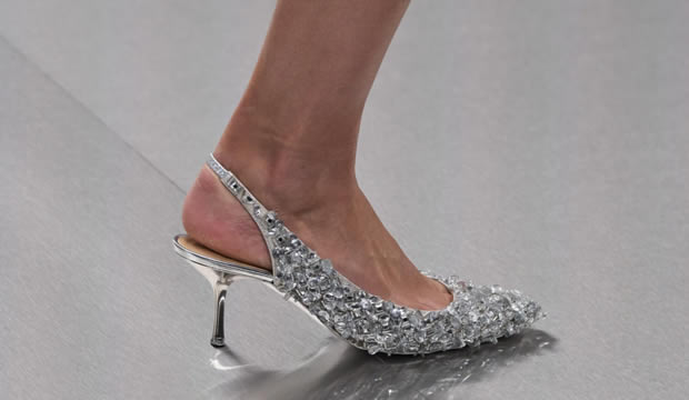 zapatos-de-novia-la-edicion-con-adorno